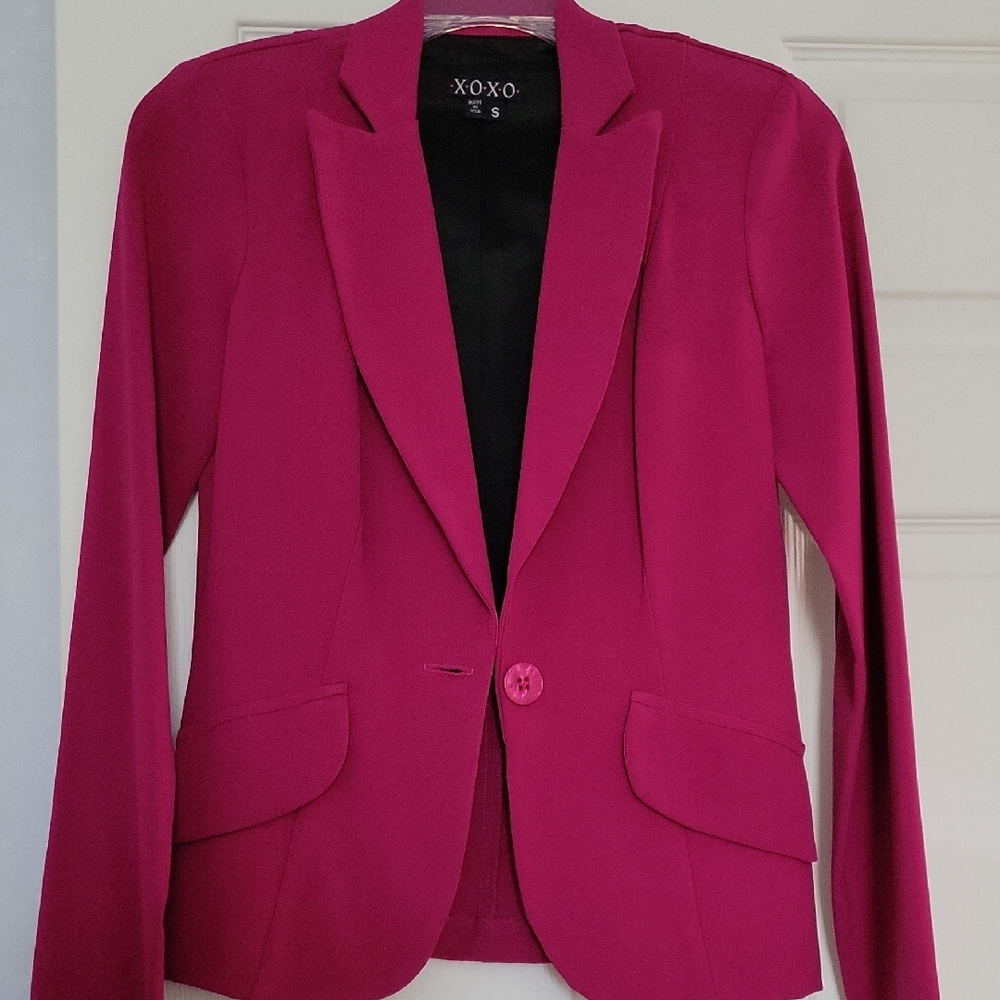 XOXO Women's Fuchsia Blazer